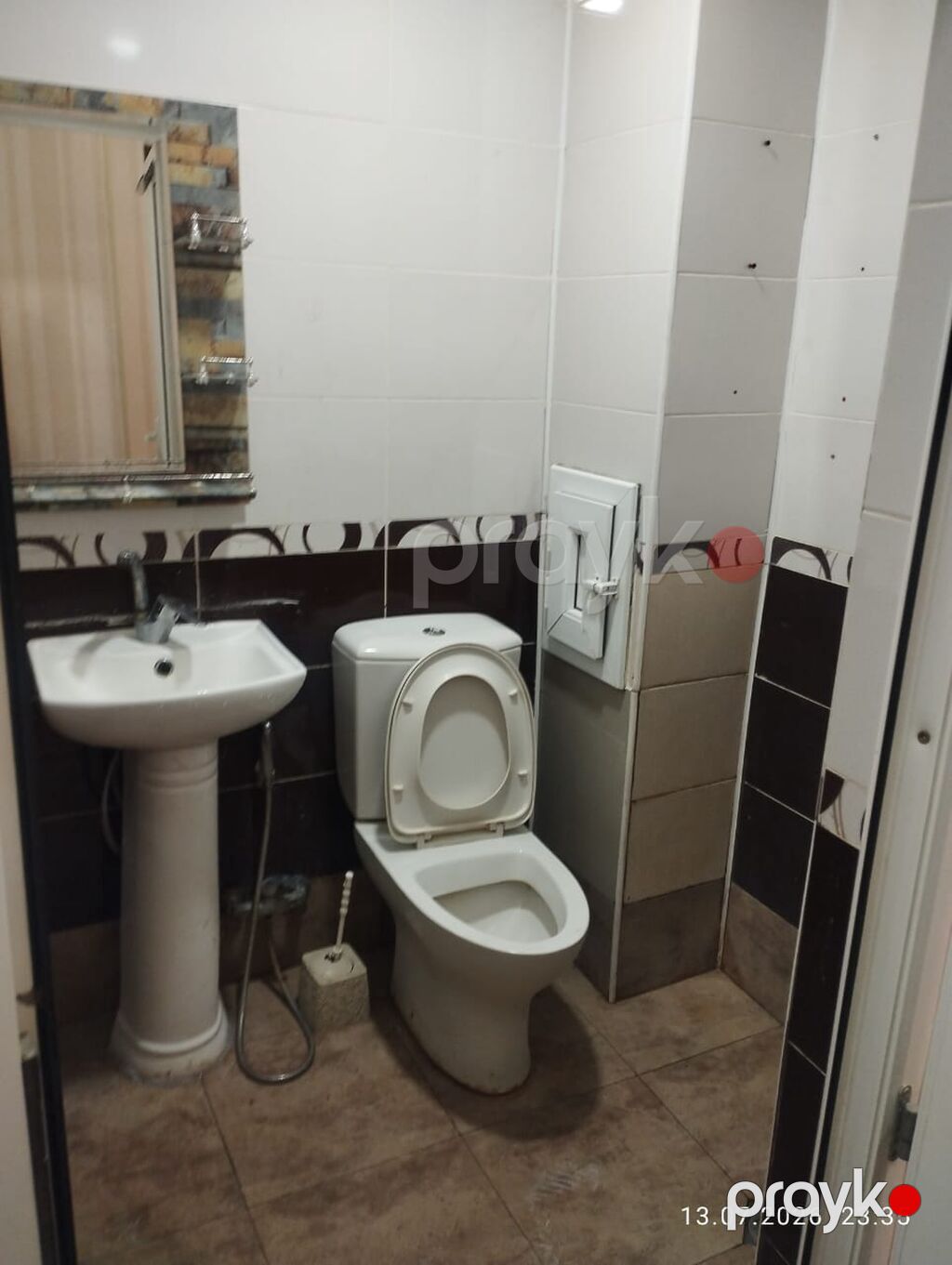 Həzi Aslanov metrosunun çıxışında, AccessBank binasında, KFC ilə — Daşınmaz əmlak, Bakı (9)