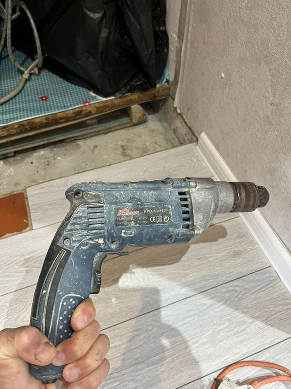 Elektrikli qazma aparatı satılır. Şəkillərdə göründüyü kimi klassik — Alətlər, Sumqayıt