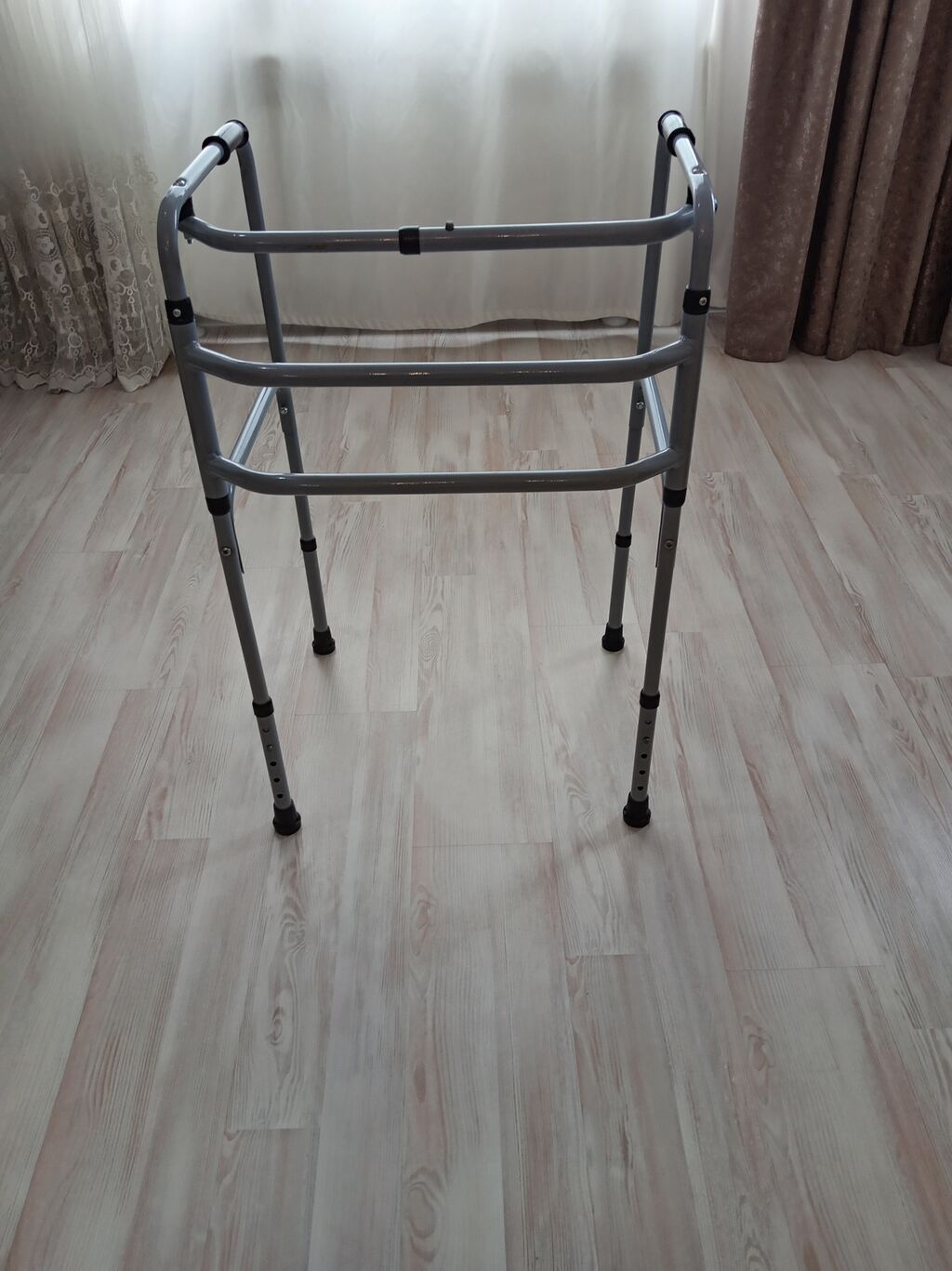 Yeriş üçün tənzimlənən yürüyən çərçivə - Material: yüngül, möhkəm — Mallar, Sumqayıt (3)