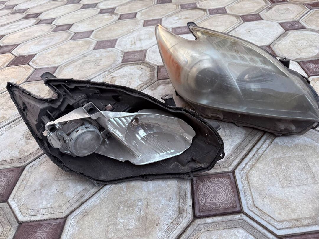 Toyota Prius 30 faraları — Ehtiyat hissələri və aksesuarlar, Bakı (2)