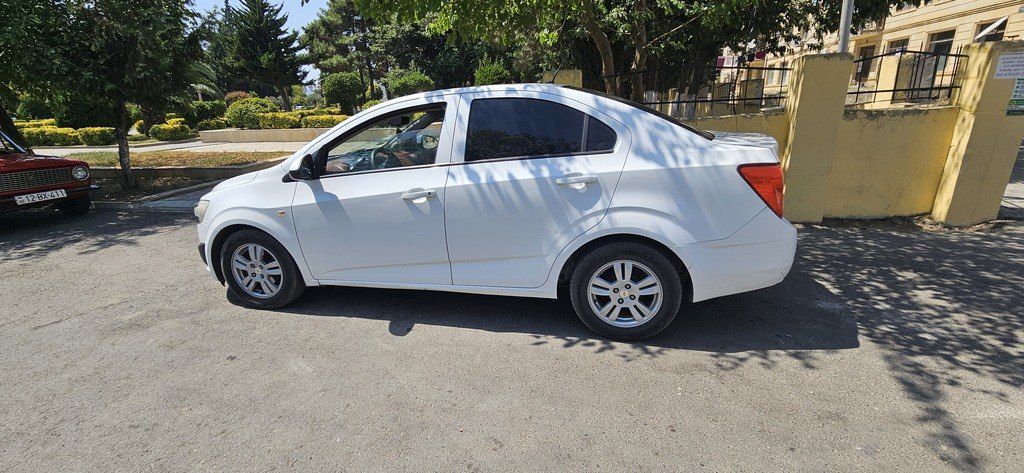 Chevrolet Aveo, 1.4 L, 2013 il, 260 286 km — Avtomobillər, Bakı (4)