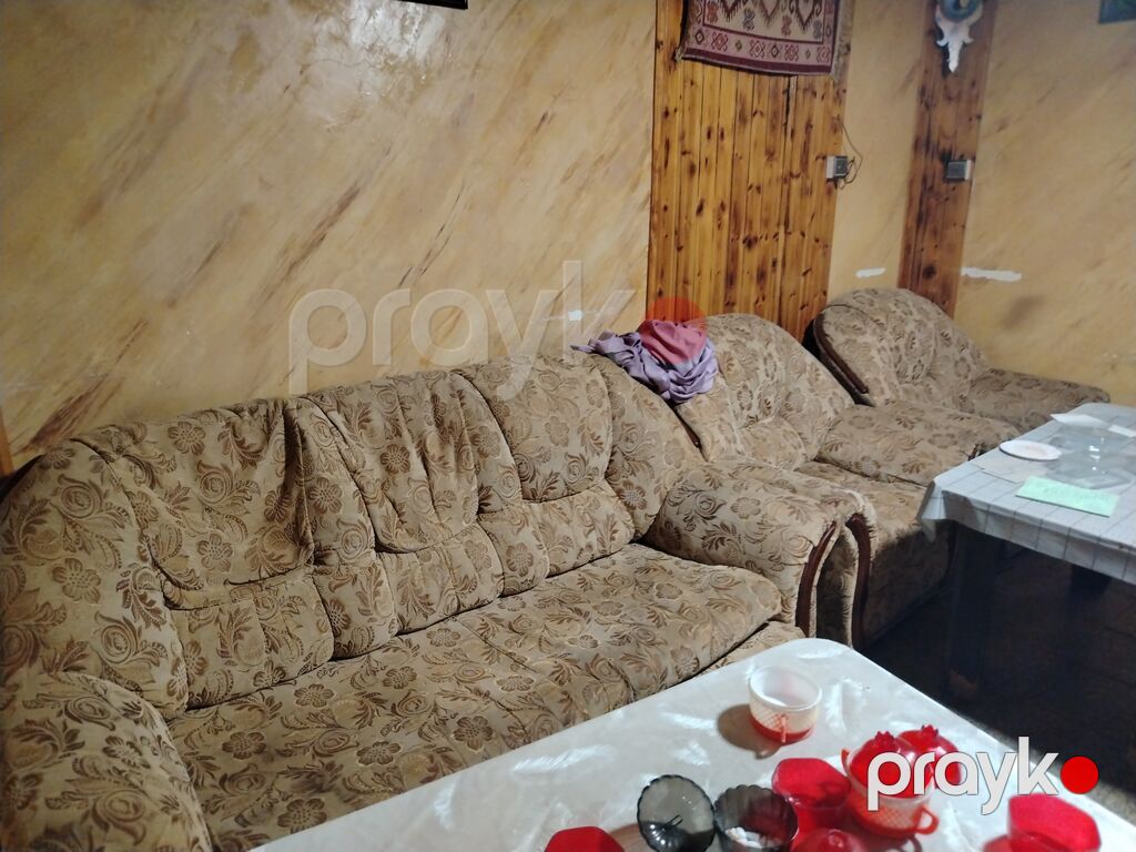 Qonaq otağı üçün yumşaq mebel dəsti satılır. Dəst 1 ədəd üçyerlik — Mebel, Bakı (2)