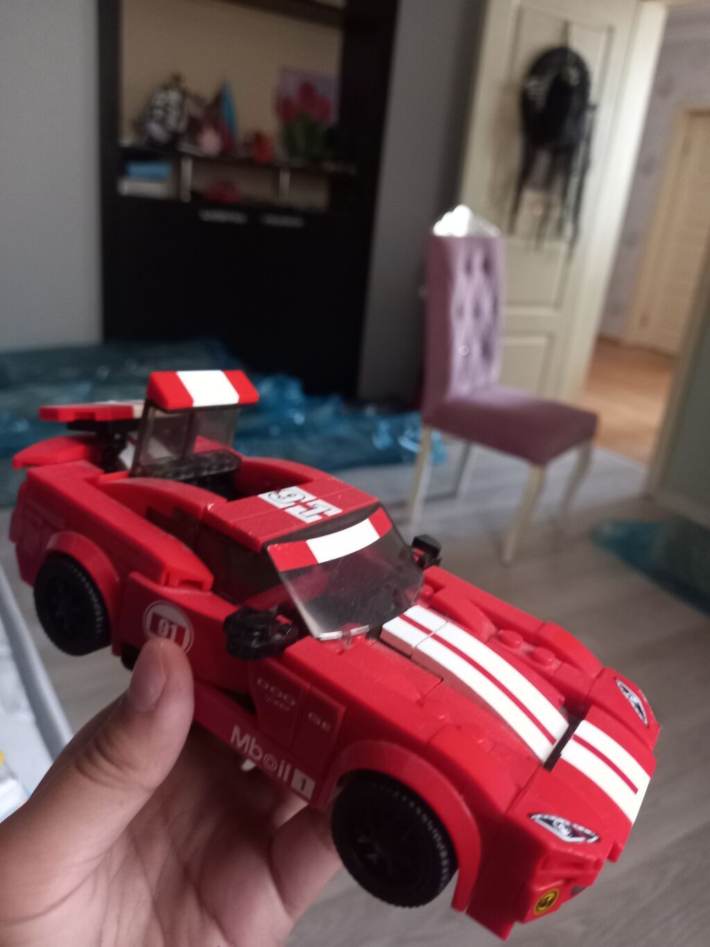 LEGO tərzində yığılan Porsche yarış avtomobili modeli. Oyuncaq qara və — Konstruktorlar, Xırdalan (6)