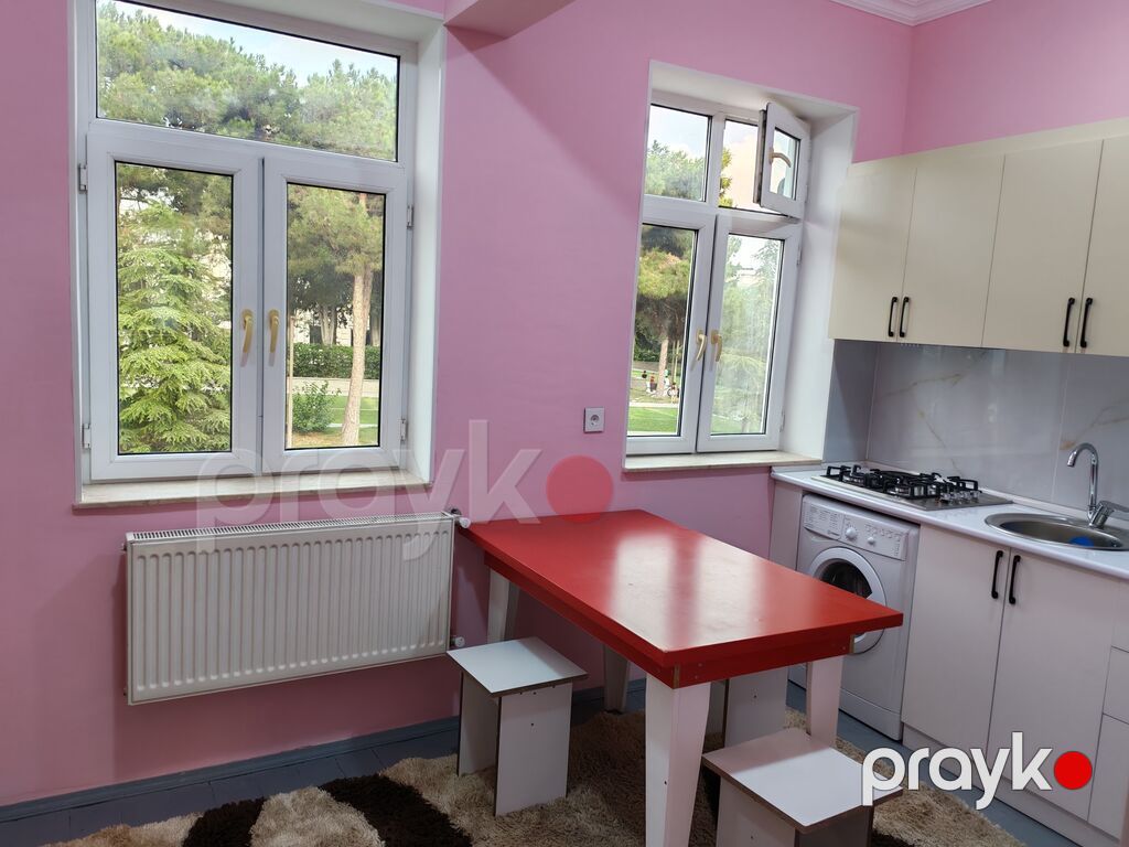 V Azadliq metrosunda yerleşen Heyder Eliyev parkinin tam — Daşınmaz əmlak, Bakı (3)