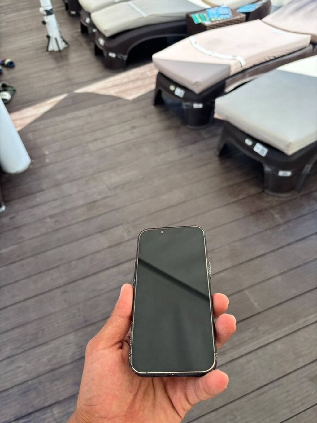IPhone 13 Pro, Qara, Face ID — Apple iPhone, Digah (2)