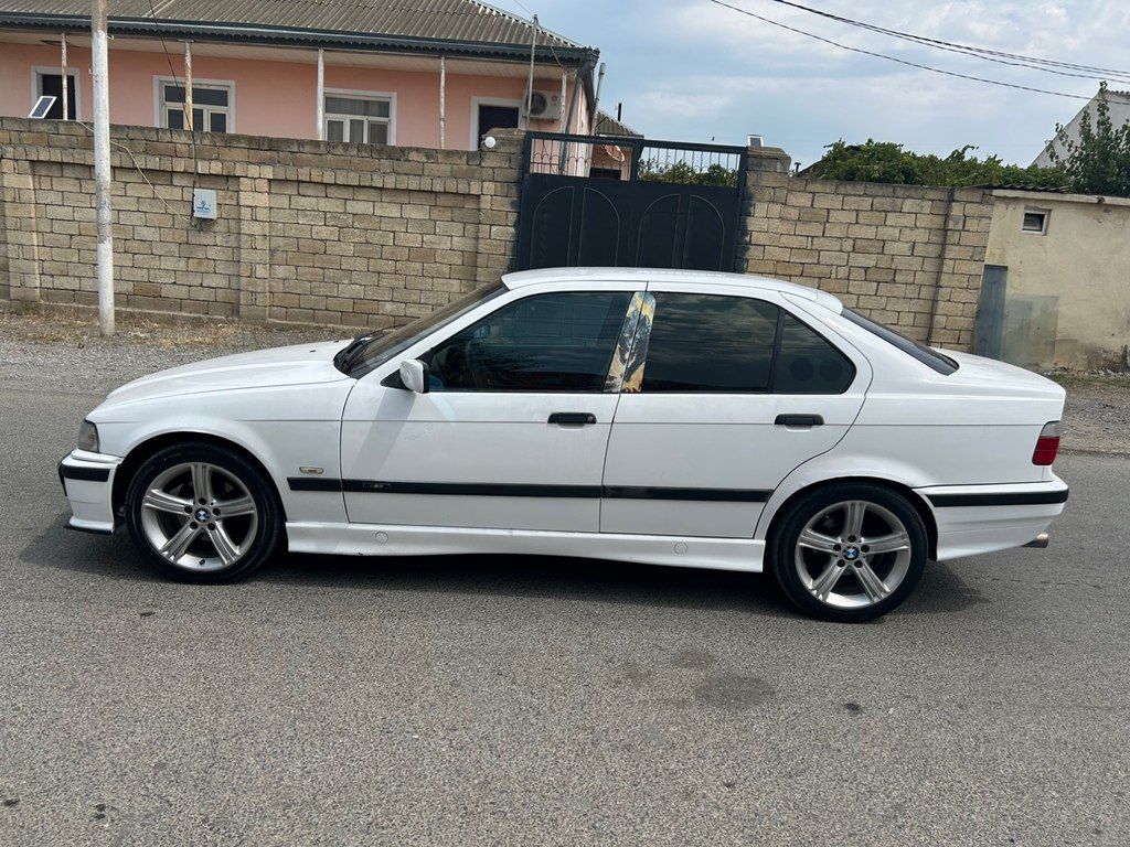 BMW 318, 1.8 L, 1994 il, 321 000 km — Avtomobillər, Sumqayıt (10)
