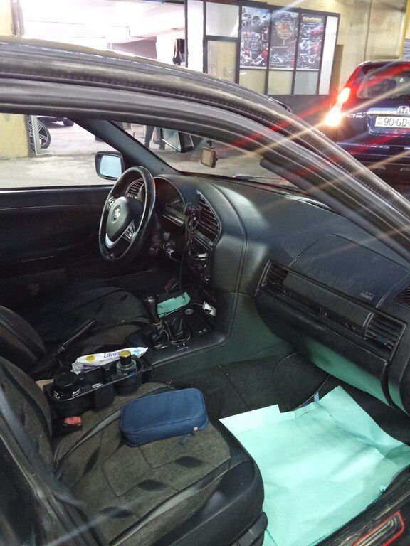 BMW 316, 1.6 L, 1994 il, 570 000 km — Avtomobillər, Bakı (6)