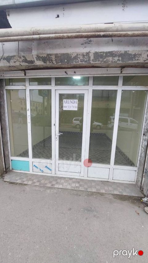 Binəqədi mərkəzində gediş-gəlişli ərazidə obyekt icarəyə verilir!