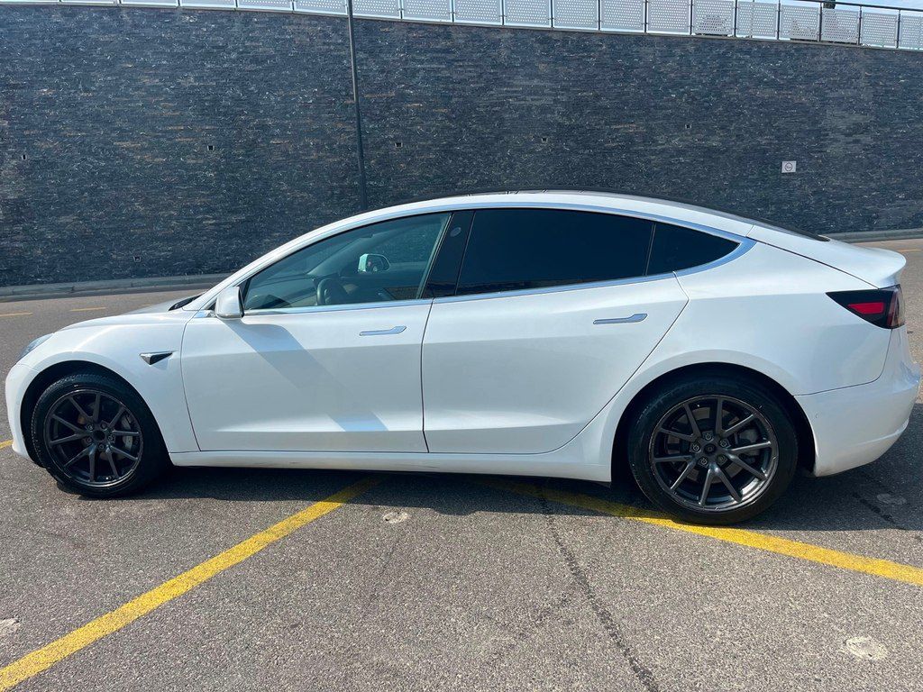 Tesla Model 3, 62 kWh, 2019 il, 262 000 km — Avtomobillər, Bakı (3)
