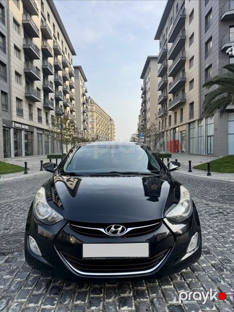Hyundai Elantra, 1.8 L, 2012 il, 248 000 km