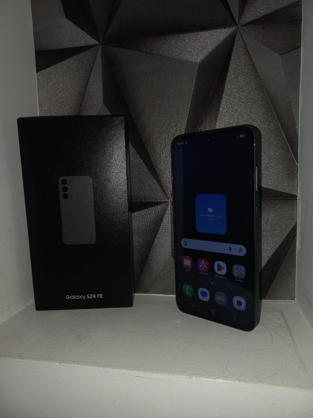 Samsung Galaxy S24 FE, 128 GB, rəng - Qara — Samsung, Bakı (2)