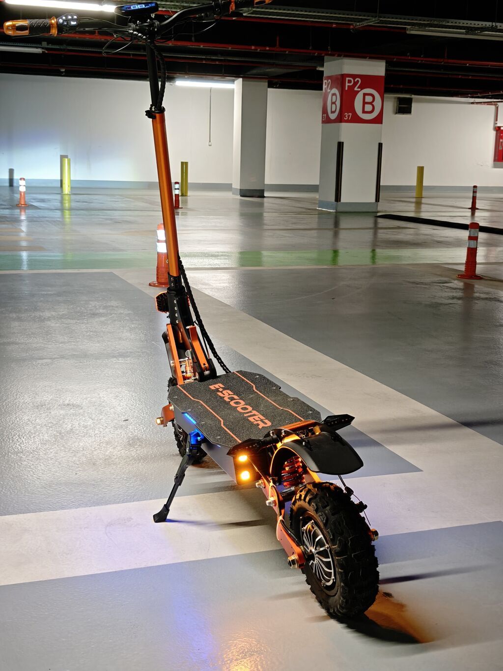 Yeni Elektrik samokat 10", > 1000 Vt, > 45 km/s, Ünvandan götürmə — Mallar, Bakı (7)