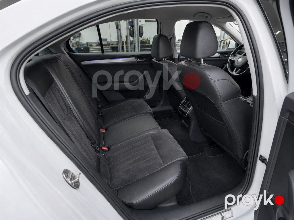 Skoda Superb, 1.8 L, 2019 il, 290 000 km — Avtomobillər, Bakı (4)