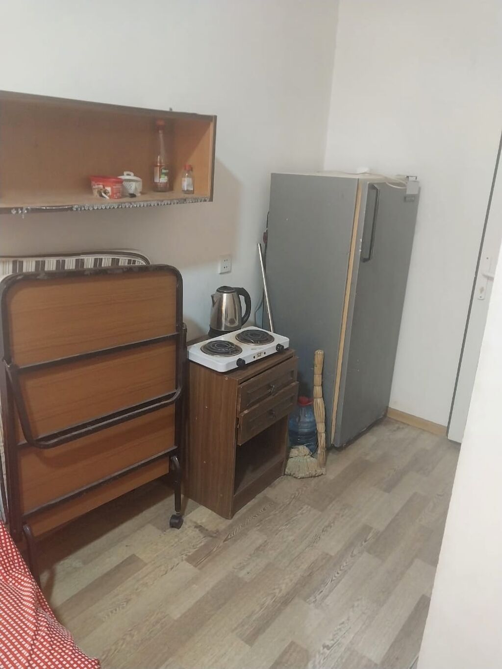 Qarayev metrosuna yaxin 1 otaqli ev 320 azn_mûşderi ferqi yoxdu — Daşınmaz əmlak, Bakı (4)