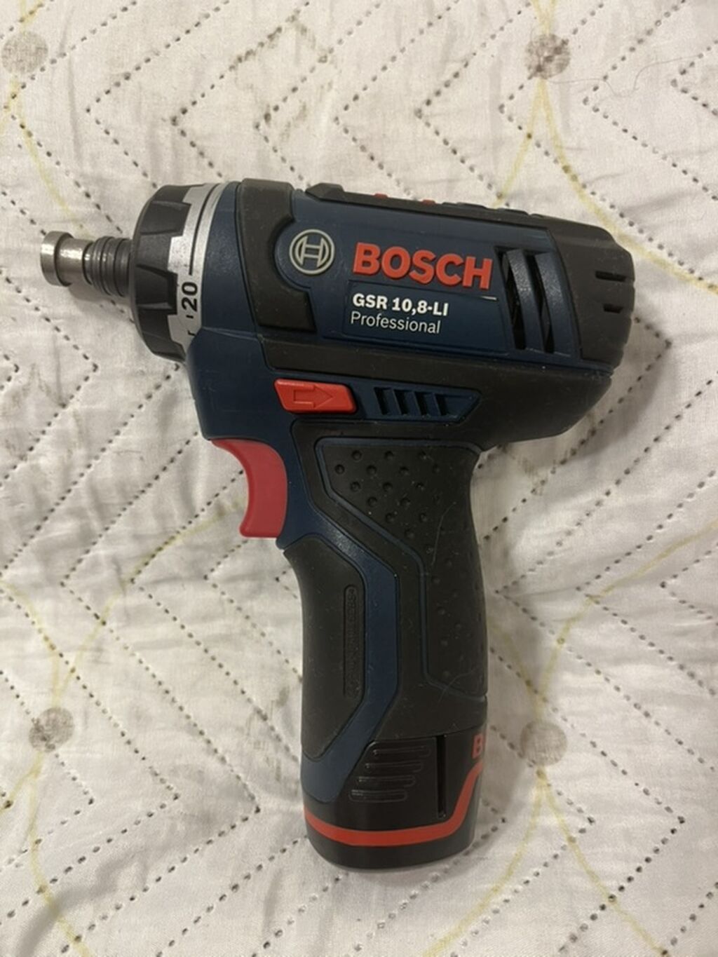 Isteyen 070 3242262 nomresiyle elaqe saxlasin. Bosch GSR 10,8-LI — Alətlər, Bakı (4)