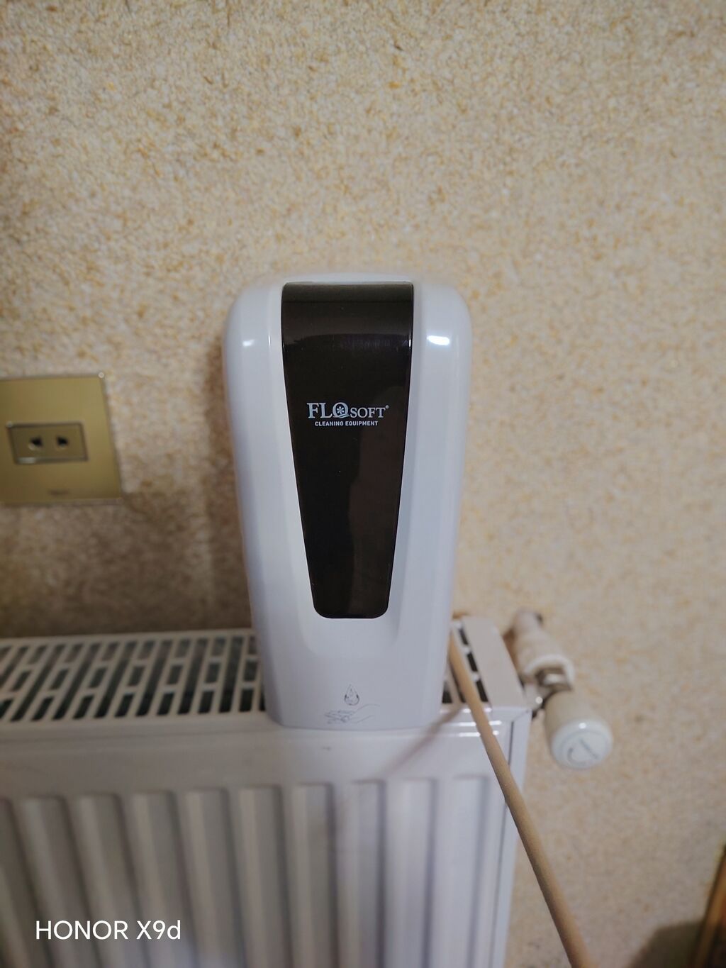 FLOSOFT markalı avtomatik maye sabun və dezinfektan dispenseri. 1000 — Elektronika, Mehdiabad (2)