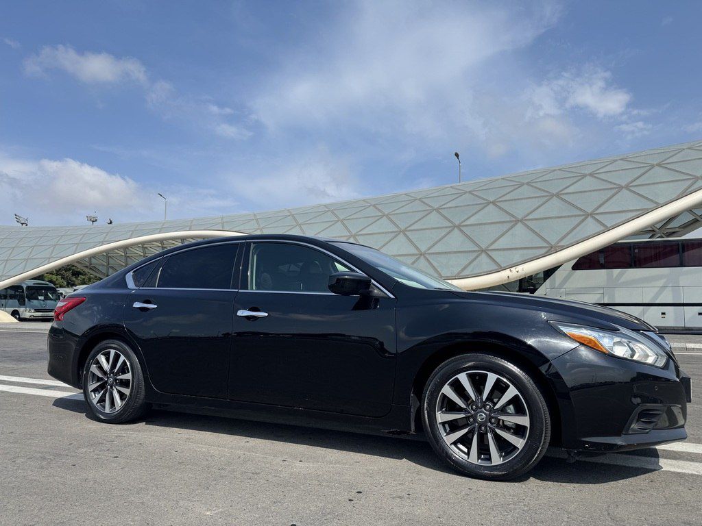 Nissan Altima, 2.5 L, 2017 il, 177 670 km — Avtomobillər, Bakı (2)