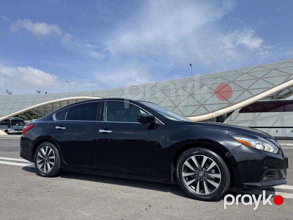 Nissan Altima, 2.5 L, 2017 il, 177 670 km — Avtomobillər, Bakı (2)