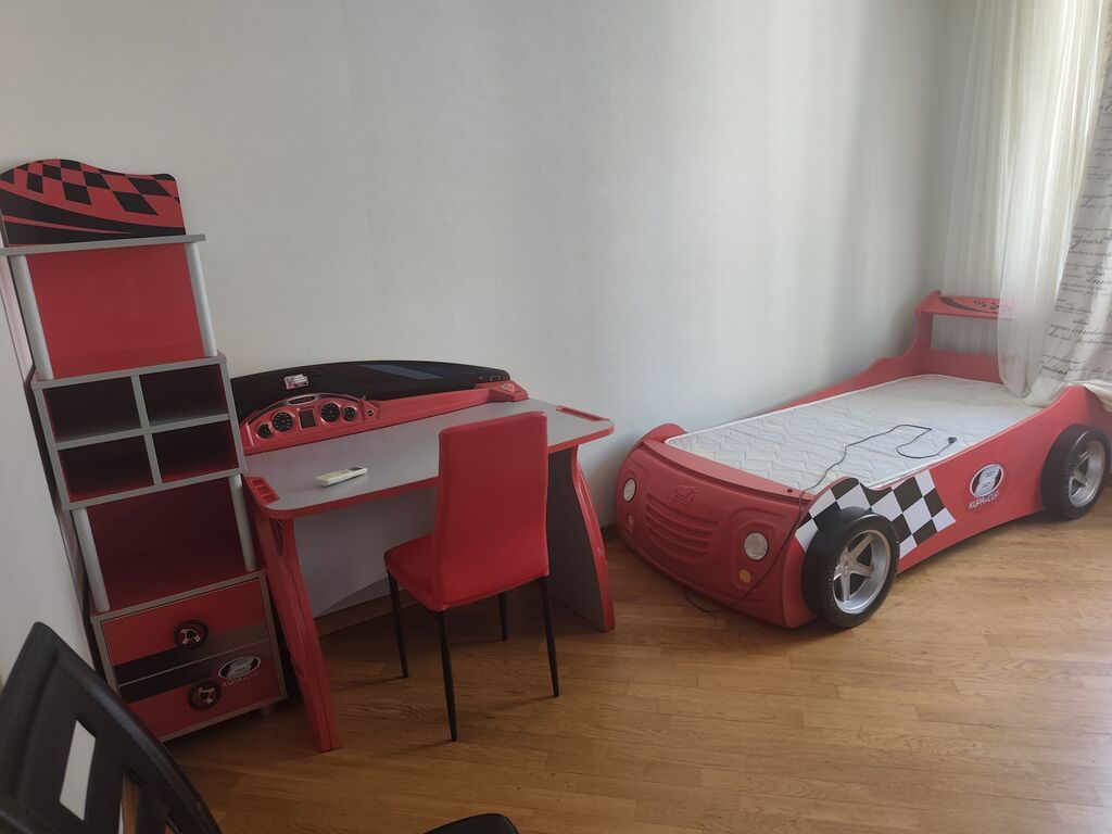 Uşaq otağı üçün avtomobil dizaynlı mebel dəsti. Dəstə yarış maşını — Mebel, Bakı (3)