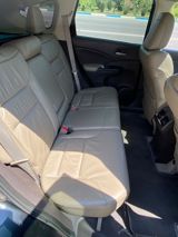 Honda CR-V krossover, qara rəngdə, geniş və rahat salonlu modeldir — Cars
