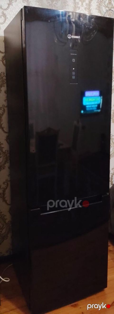 İşlənmiş 2 qapılı Indesit Soyuducu Satılır, rəng - Qara