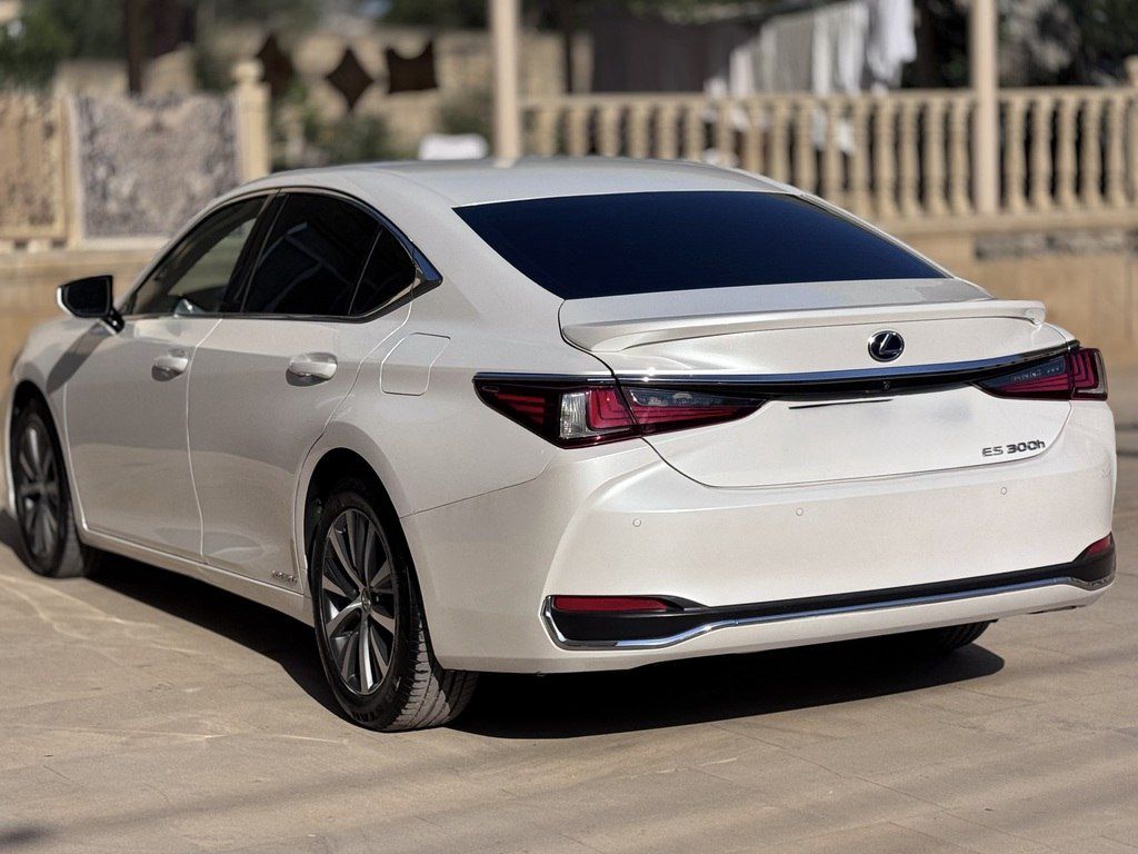 Lexus ES 300h, 2.5 L, 1.6 kWh, 2019 il, 129 000 km — Avtomobillər, Bakı (7)