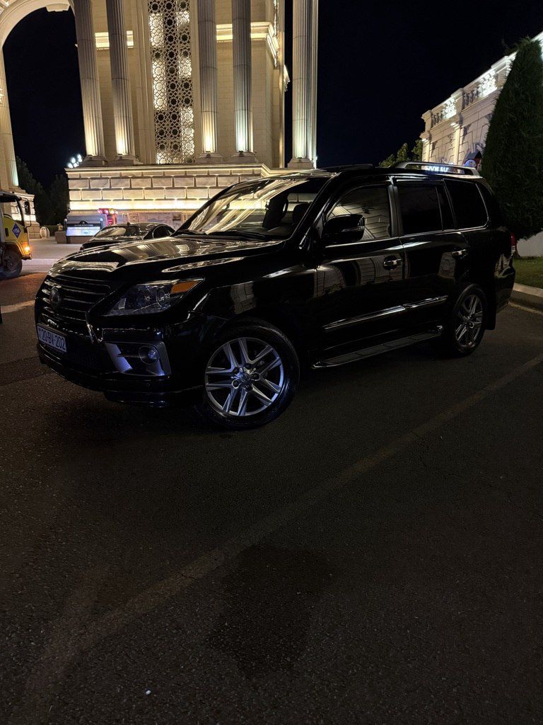Lexus LX 570, 5.7 L, 2014 il, 315 000 km — Avtomobillər, Bakı (2)