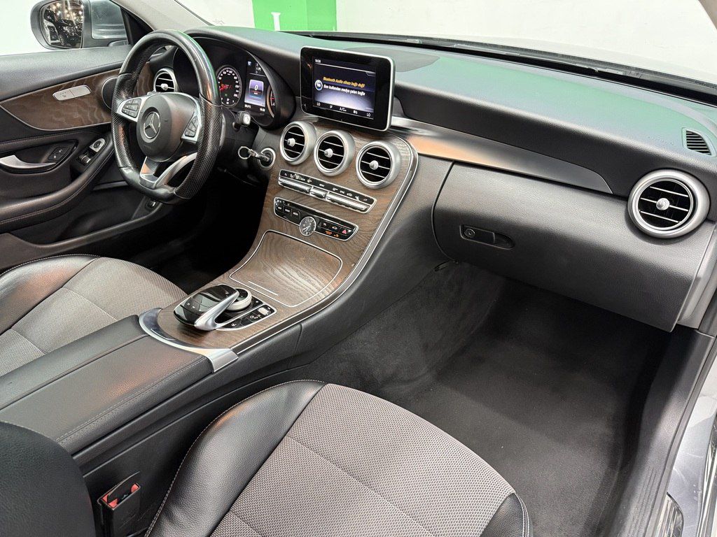 Mercedes C 200, 2.0 L, 2016 il, 176 500 km — Avtomobillər, Bakı (10)