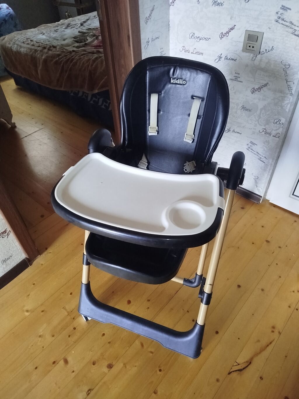 Kidilo uşaq yemək stulu. Qara və krem rəng kombinində hazırlanmış bu — Mallar, Digah (3)