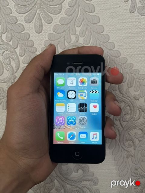 IPhone 4S, < 16 GB, Qara