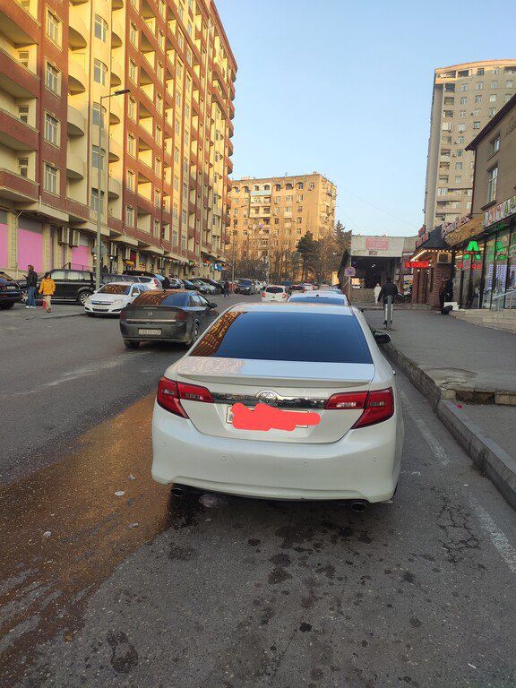 Toyota Camry, 2.5 L, 2013 il, 300 000 km — Avtomobillər, Bakı (8)