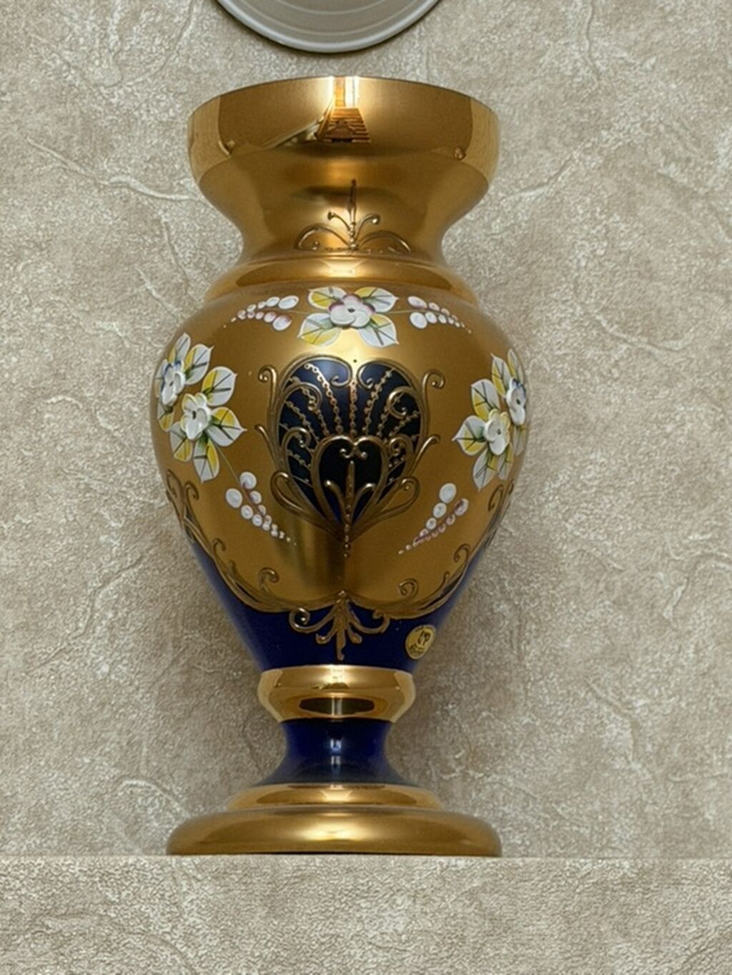Bir vaza, Farfor — Mallar, Gəncə (2)