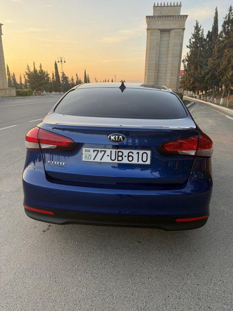 Kia Forte, 2.0 L, 2018 il, 190 000 km — Avtomobillər, Bakı (11)