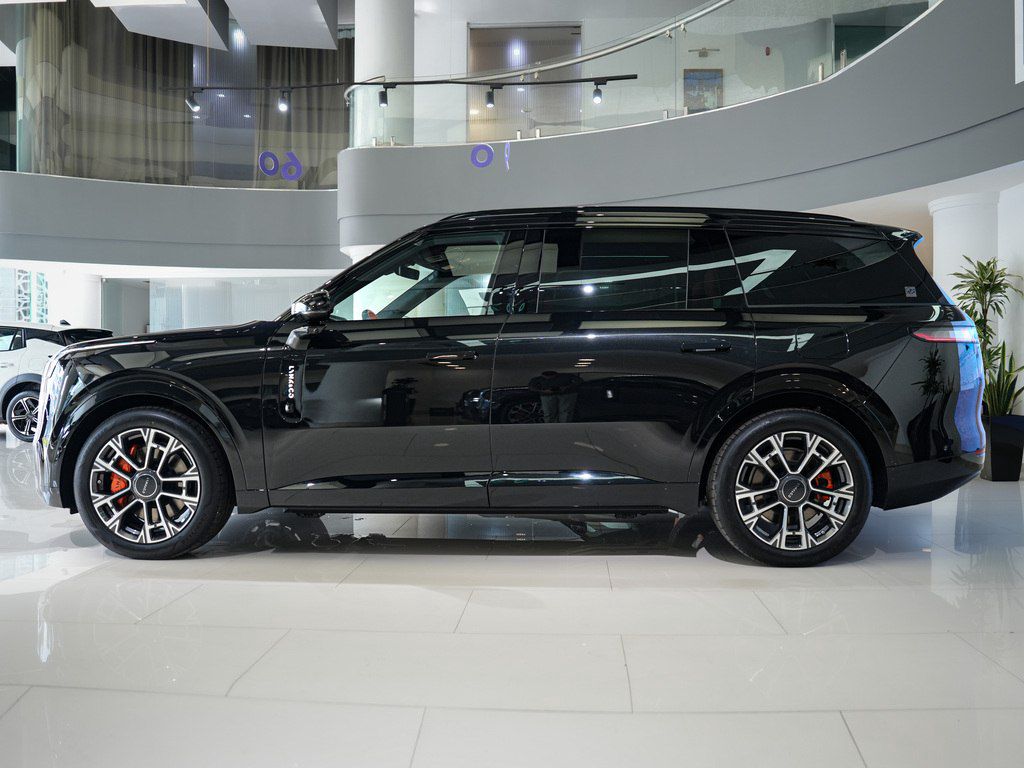 Lynk & Co 900, 2.0 L, 52.38 kWh, 2026 il, yeni — Avtomobillər (5)
