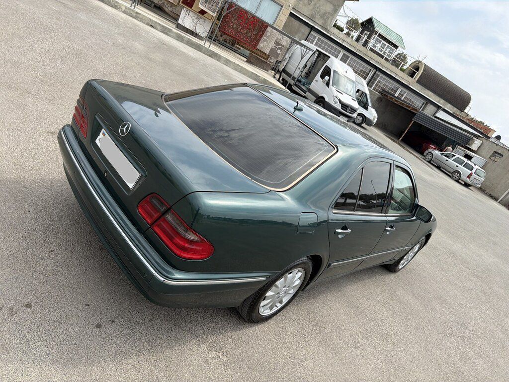 Mercedes E 320, 3.2 L, 2000 il, 370 000 km — Avtomobillər, Bakı (10)