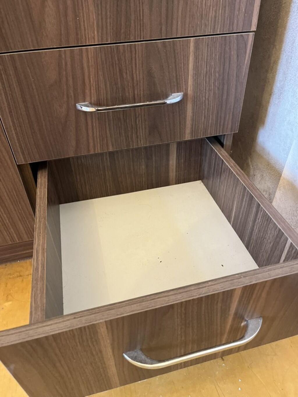 Yeni, Güzgülü, Azərbaycan — Mebel, Bakı (6)