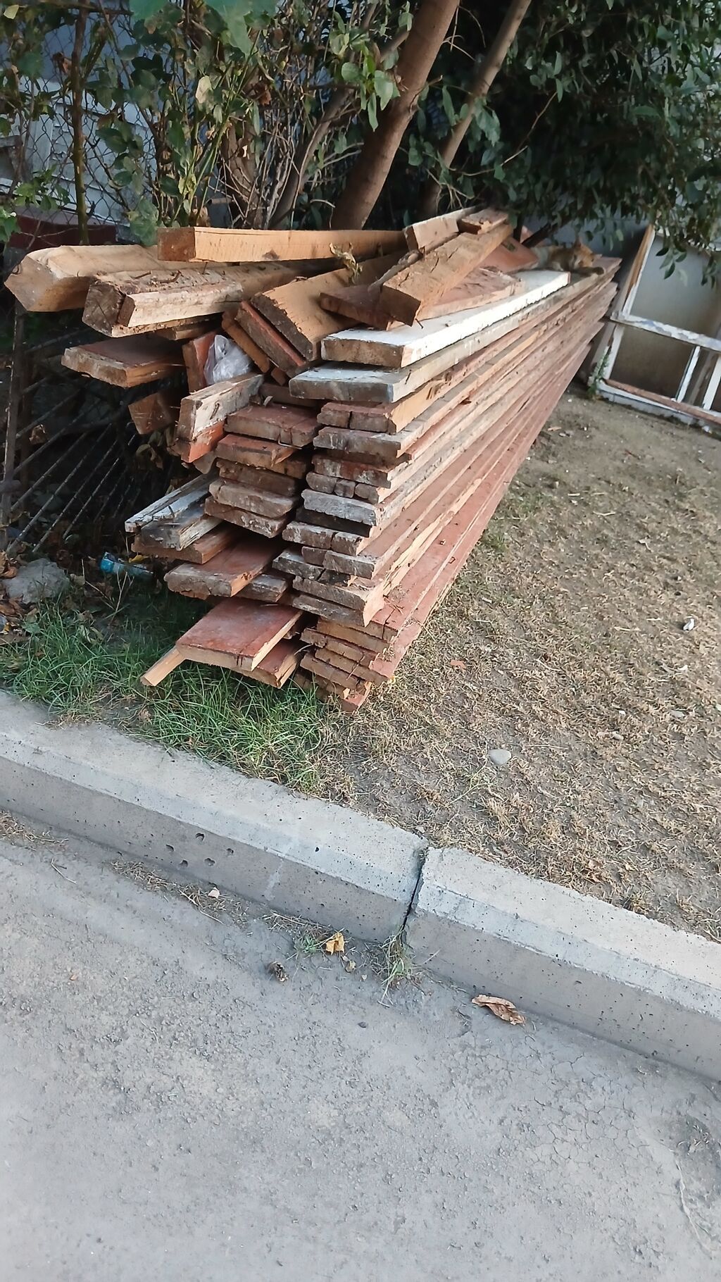 Taxtalar, uzunluğu - 4,5 m — Mallar, Gəncə