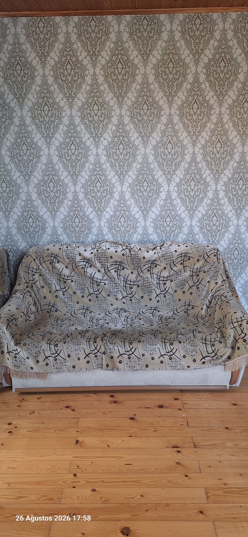 İşlənmiş, Klassik divan, Divan, Bazalı, Açılan — Mebel, Bakı (2)