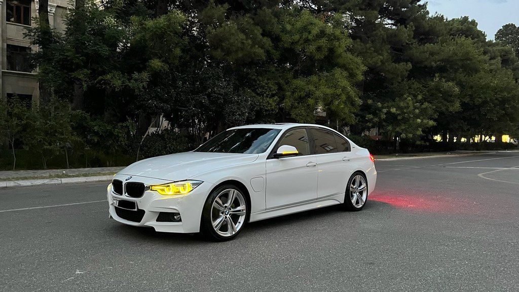 BMW 330, 2.0 L, 2018 il, 165 000 km — Avtomobillər, Bakı (3)