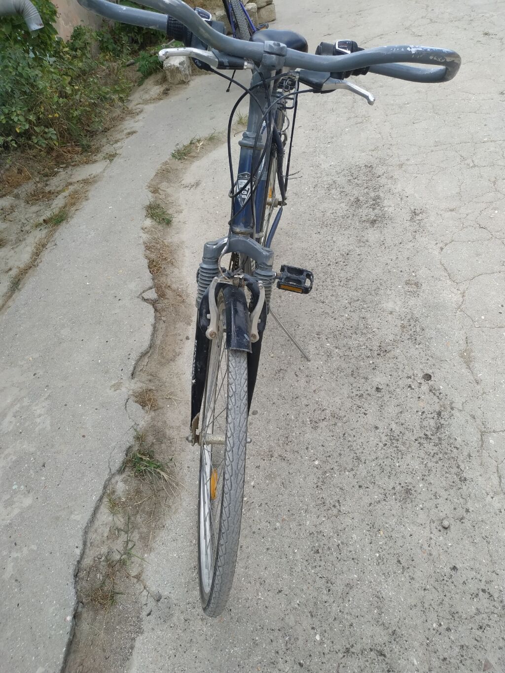 Mckenzie şəhər/tur tipli velosiped. Tünd göy rəngli çərçivəyə — Velosipedlər, Digah (5)