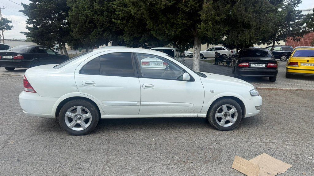 Nissan Sunny, 1.6 L, 2010 il, 136 000 km — Avtomobillər, Bakı (4)