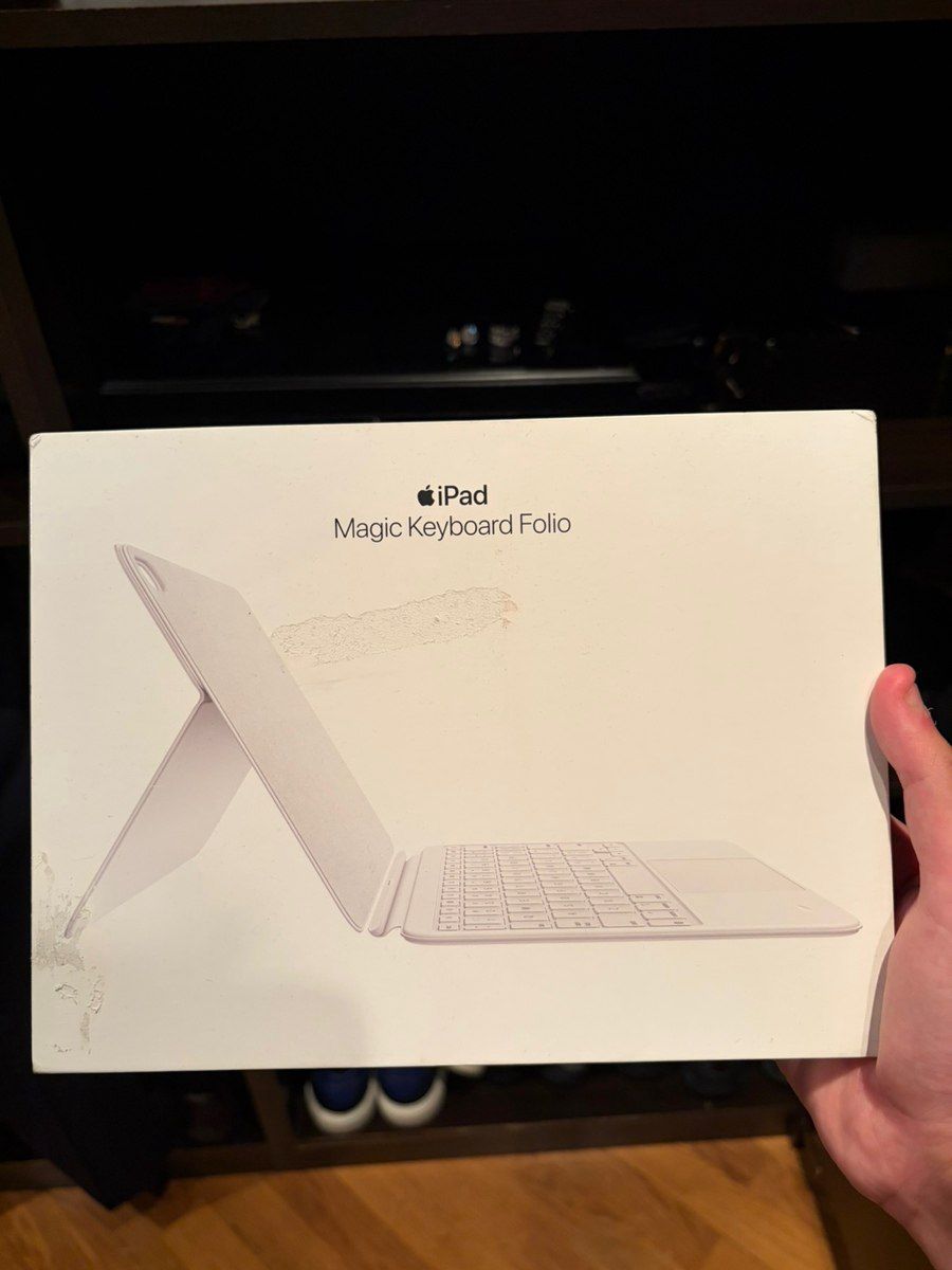 Apple iPad A16 (Silver) + Folio Keyboard — Elektronika, Bakı (4)