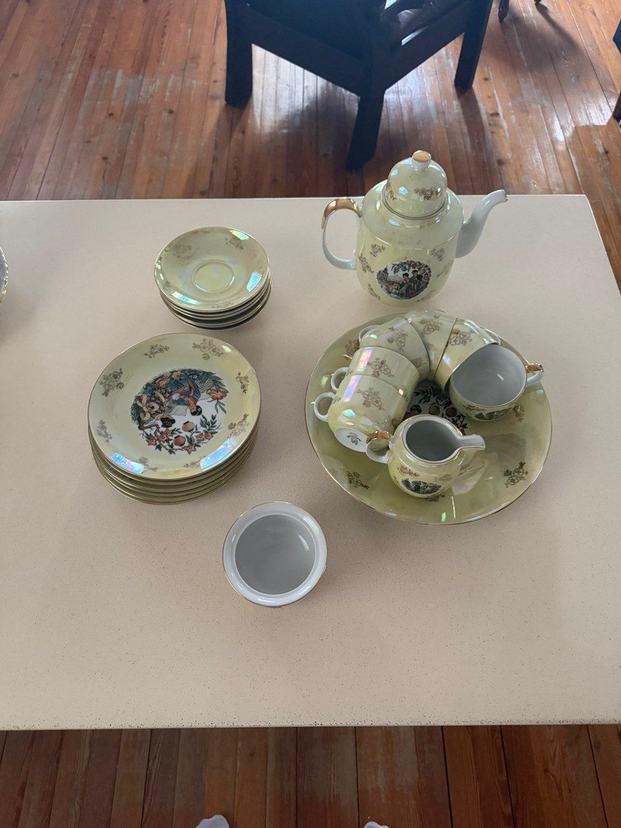 Graf von Henneberg Madonna 6 nəfərlik çay dəsti — Mallar, Bakı (5)