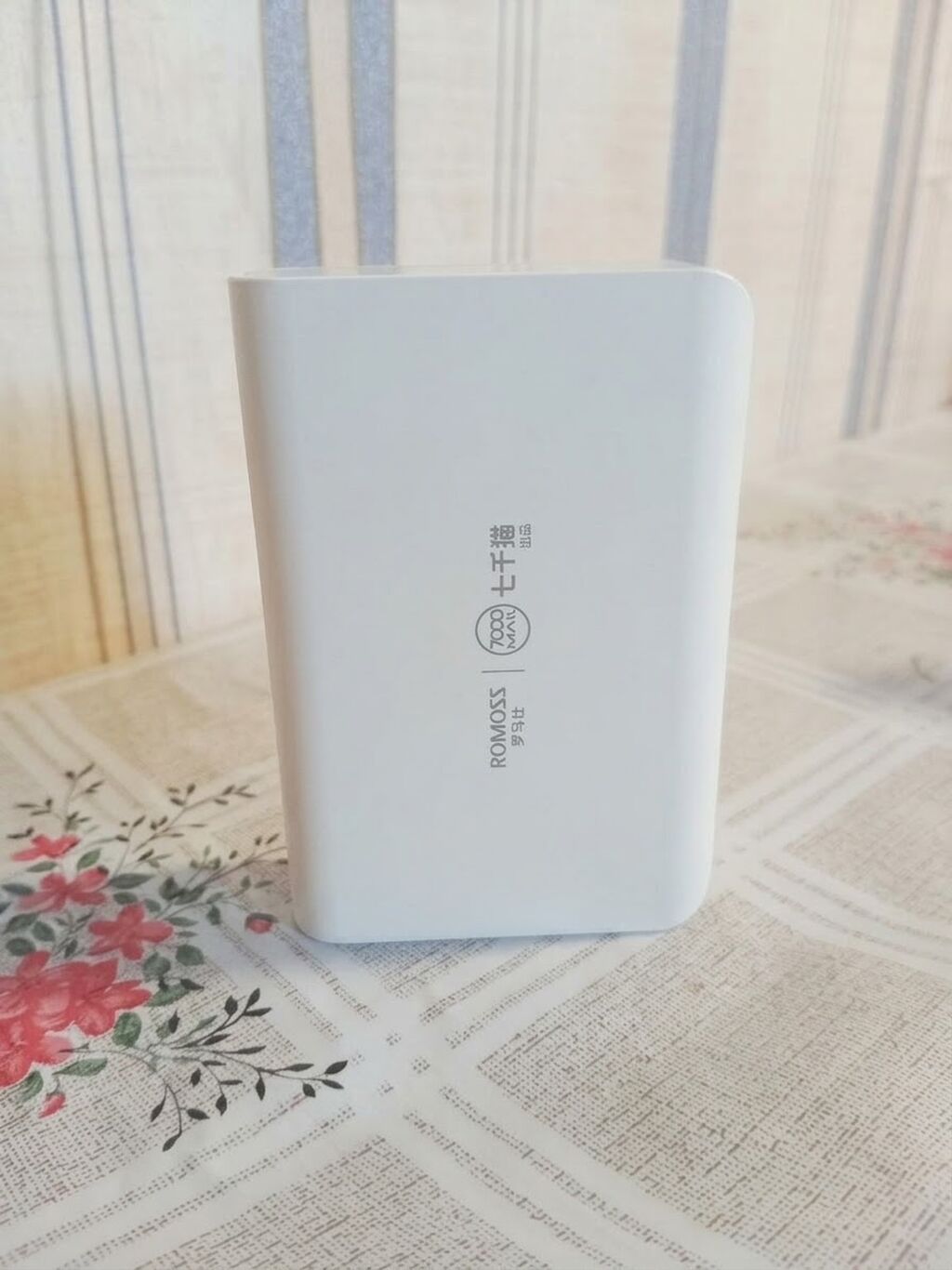 ROMOSS 10 seriyalı powerbank Xüsusiyyətlər: - Ağıllı enerji bankı, ağ — Elektronika, Bakı (2)