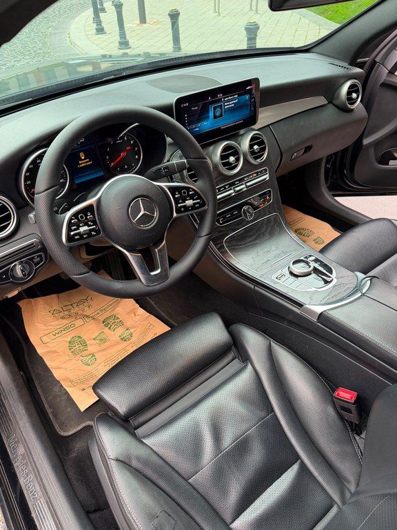Mercedes C 300, 2.0 L, 2019 il, 173 000 km — Avtomobillər, Bakı (7)