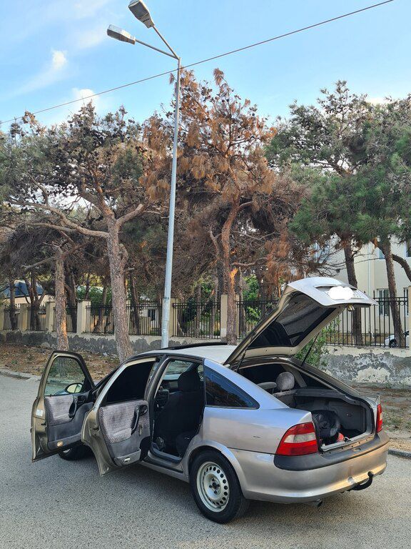 Opel Vectra, 1.6 L, 1997 il, 280 000 km — Avtomobillər, Bakı (8)