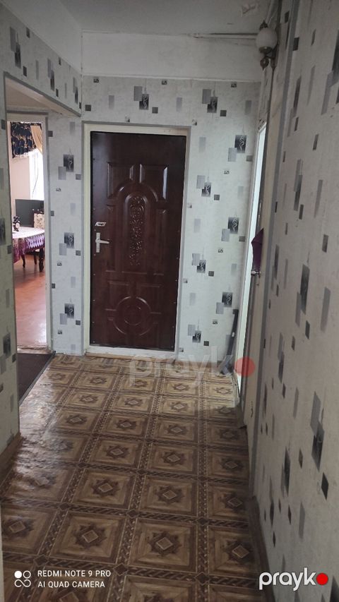 Mənzilin təsviri: - 2 otaqlı, işıqlı və rahat planlı mənzil