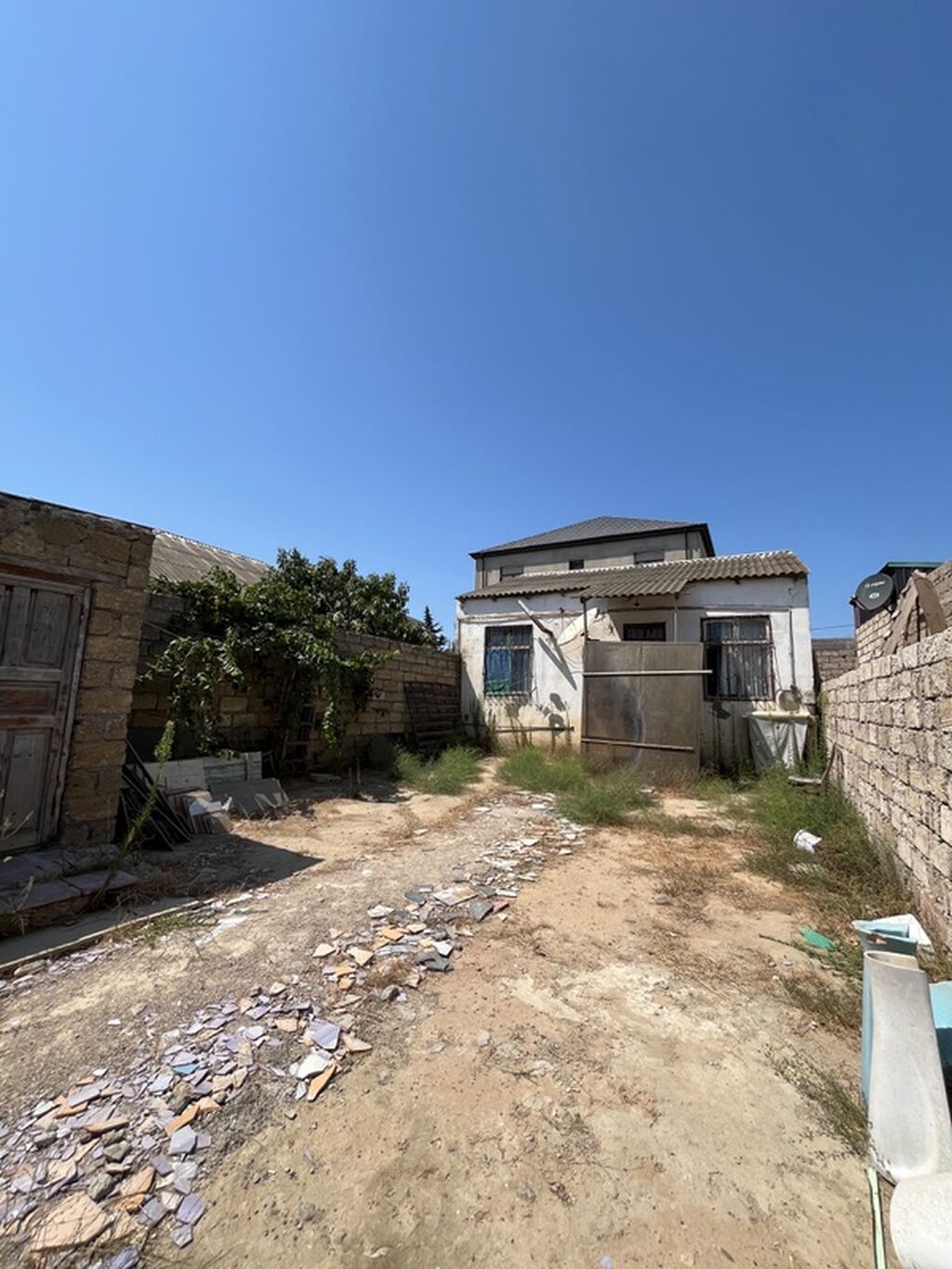 Salam ev 3 otaxlidi senetli evdir unvan Suarxani rayonu Dədəqorqud — Daşınmaz əmlak, Bakı (2)