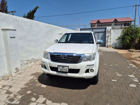 Toyota Hilux, 2.7 L, 2013 il, 101 000 km — Bakı