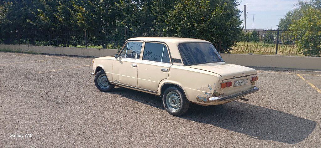 Lada (VAZ) 21011, 1.3 L, 1983 il, 256 458 km — Avtomobillər, Qazax (7)